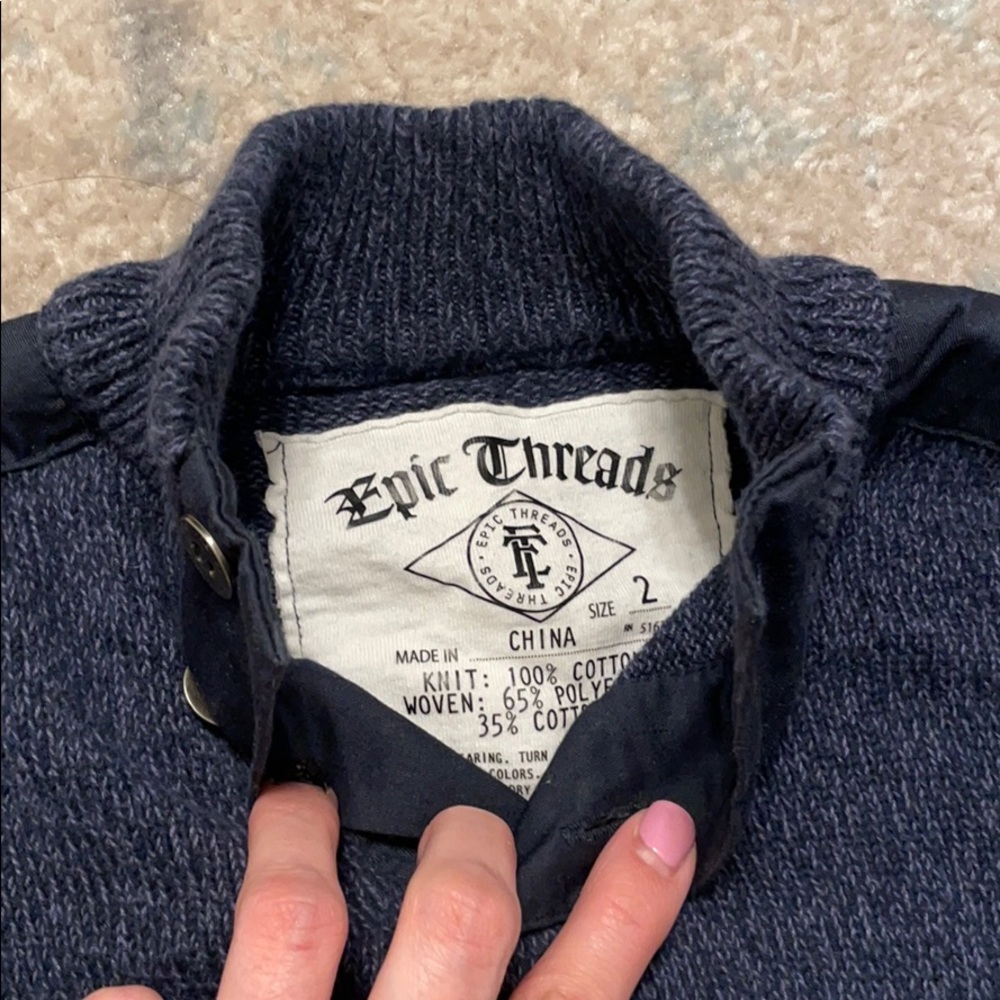 Epic Threads sweater - Picture 2 of 2